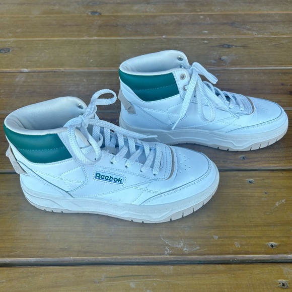 Reebok Club C Mid Shoes - white with green and gold detailing, W, size 7.5 - Picture 3 of 4
